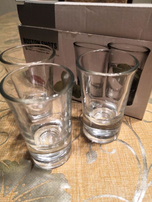 Продам рюмки новый стекло