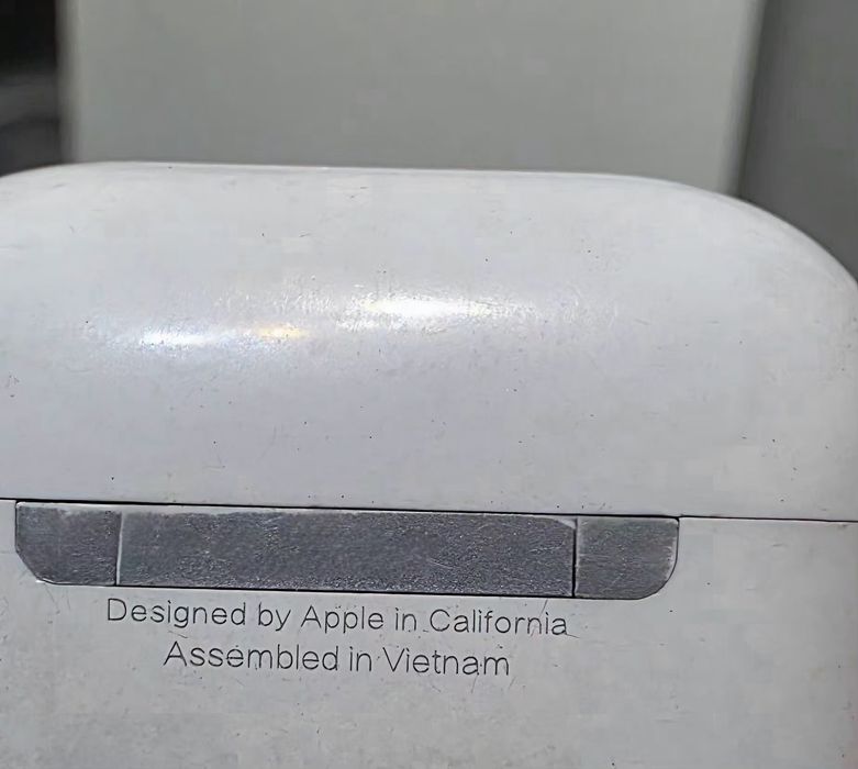 AirPods оригинал Вьетнам