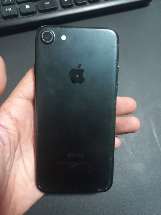 Iphone 7 256gb sotiladi. Yoki almashtiriladi.