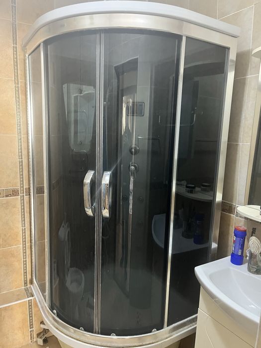 Продам душевую кабину