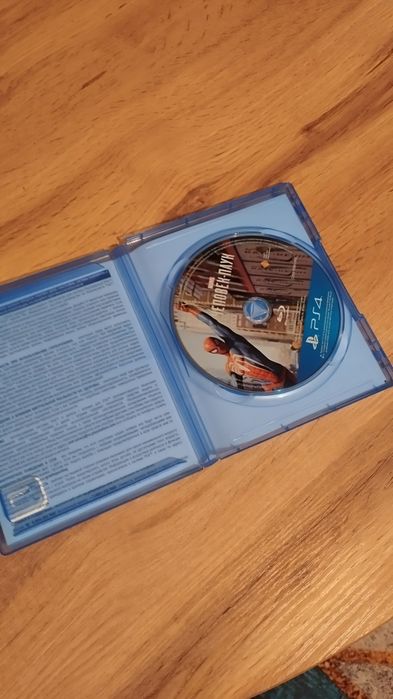 Диск «Человек-паук» для PS4 в хорошем состоянии