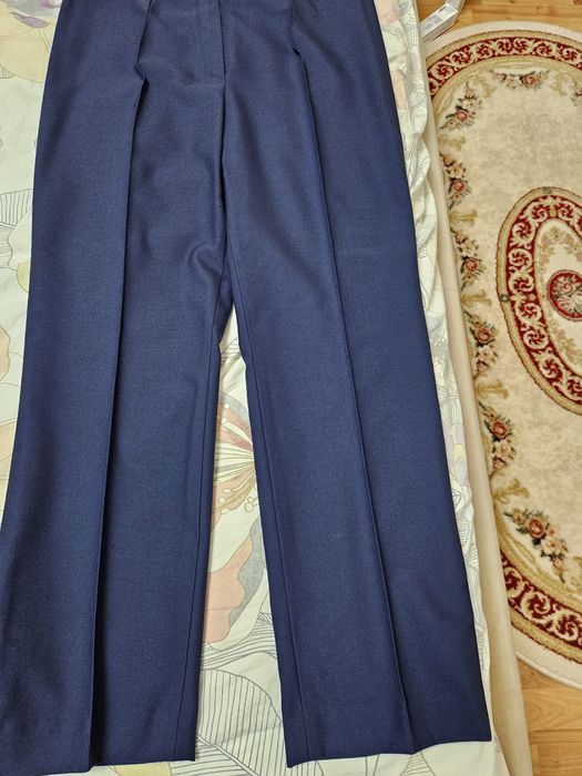 costum taior din stofa de lana cu pantanon