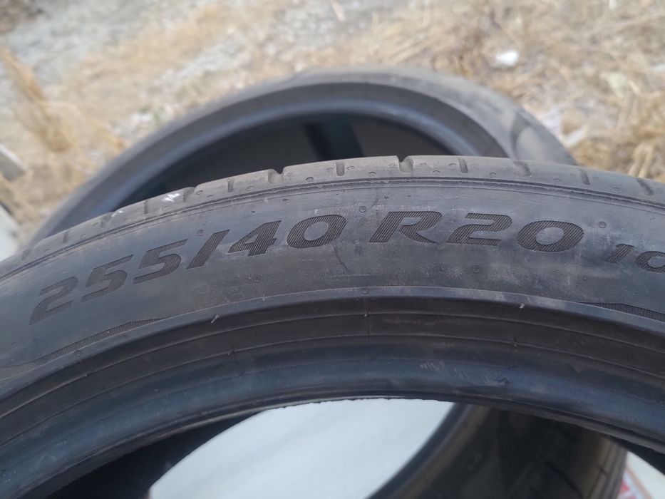 255/40/20 pirelli