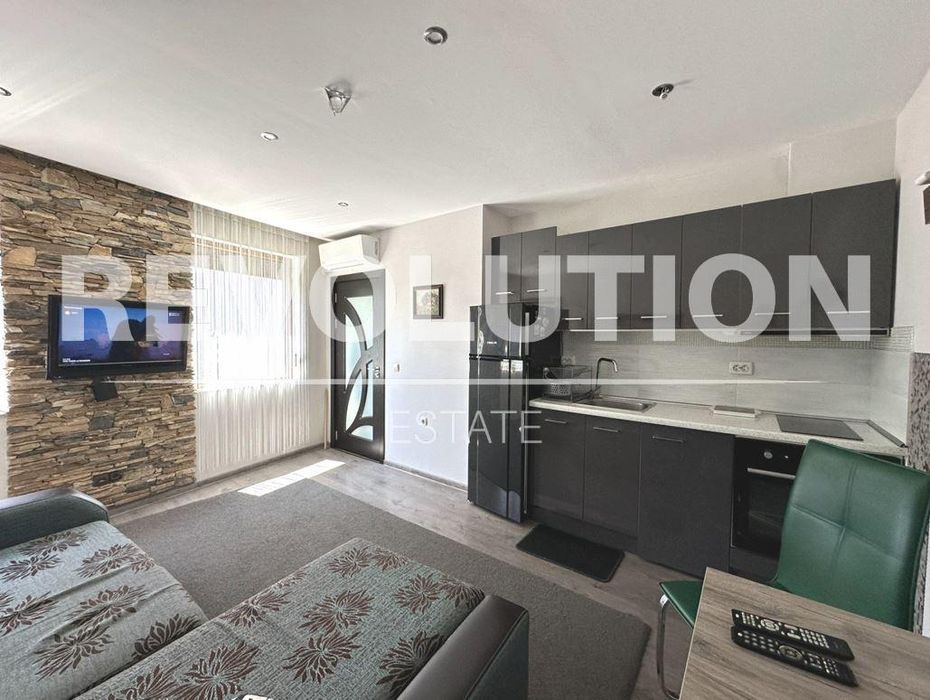 Дава се под наем Двустаен апартамент в Варна, м-т Пчелина - 45 кв.м за 400 € - Снимка #2