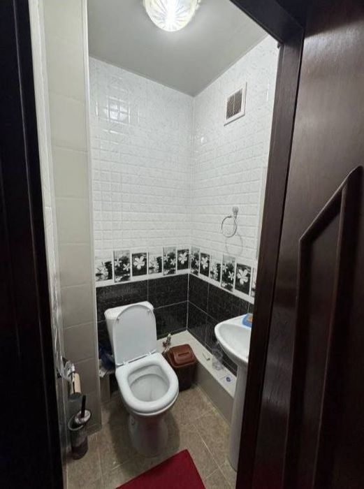 Новза метросига  2 дакика юриш масофада квартира оилага болларга