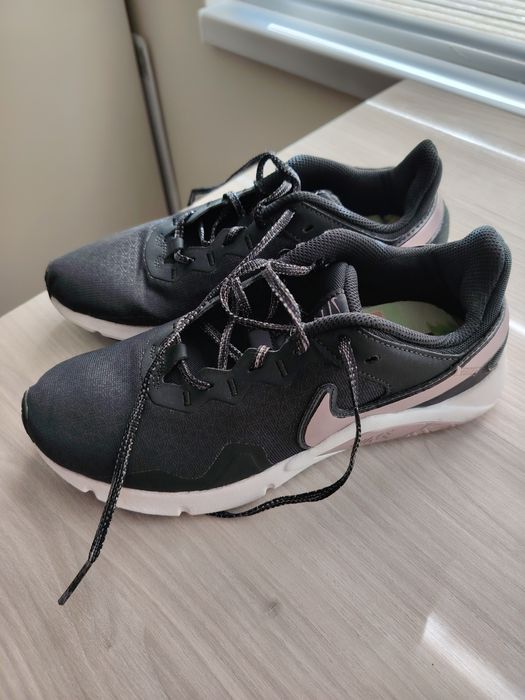 Маратонки Nike в отлично състояние