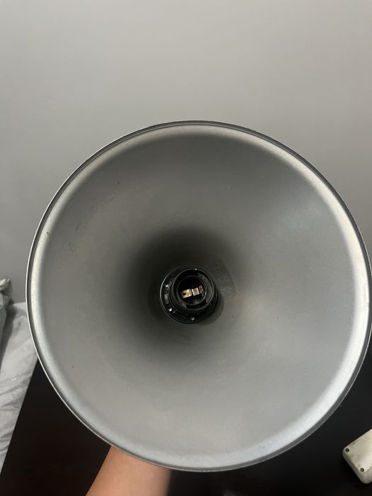 Полилей за таван