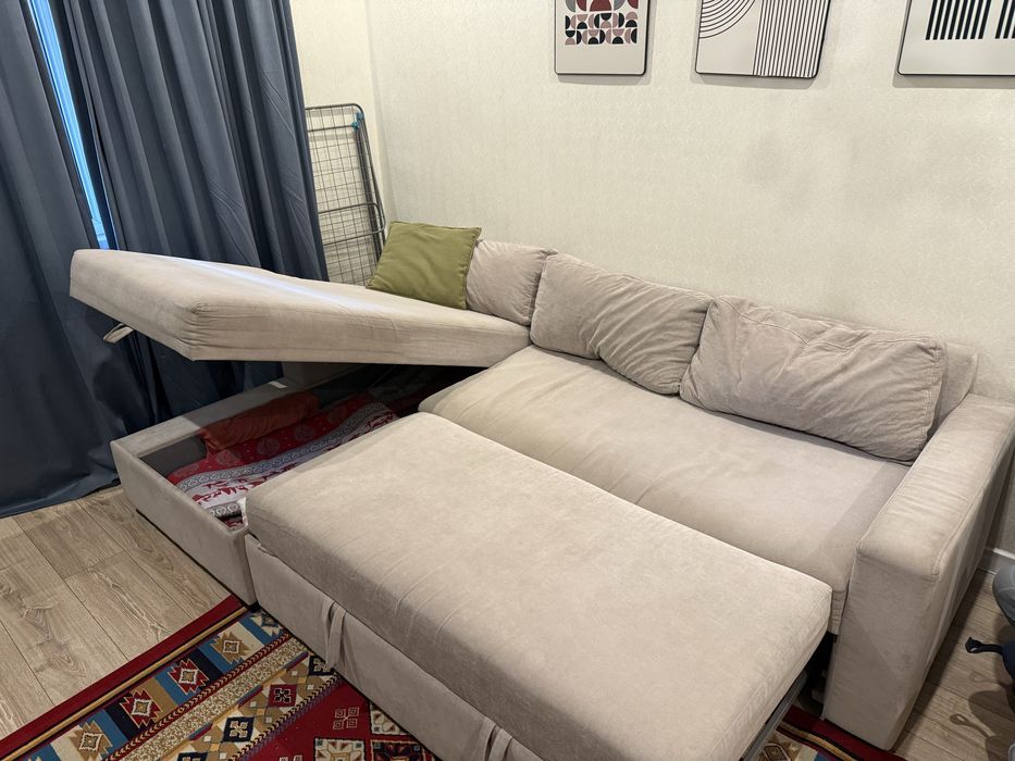 Диван трехместный раскладной