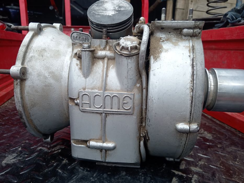 Vând piese cositoare bcs