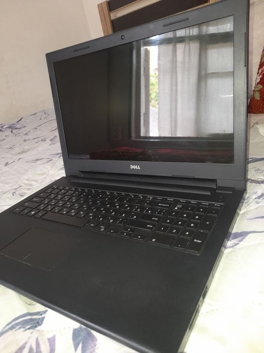 Ноутбук в среднем состоянии