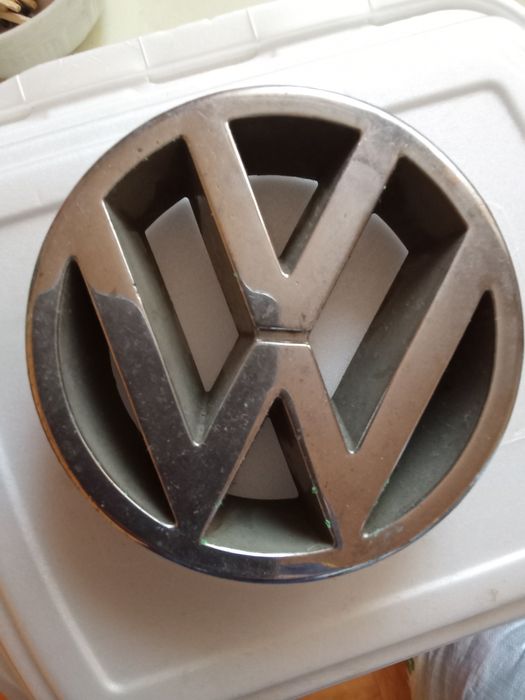 Vind Emblema Siglă W