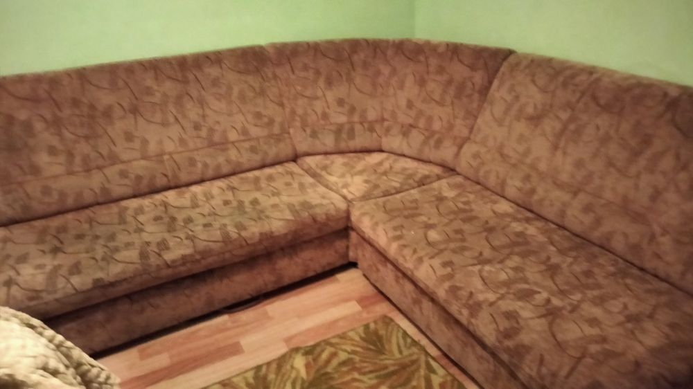 Диван большой для зала