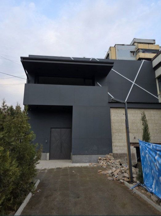 Офисное Здание возле Американского посольства 830 м²