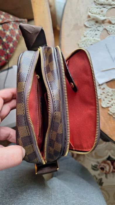 Louis Vuitton аксесоар