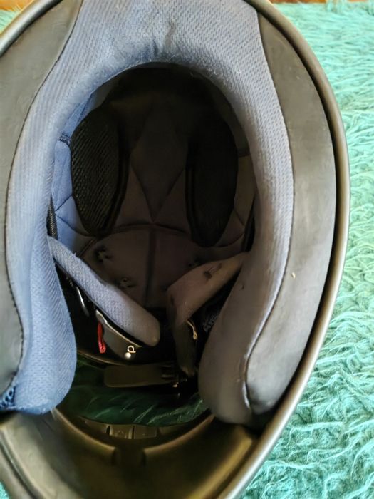 Каска AGV размер Л и яке XL