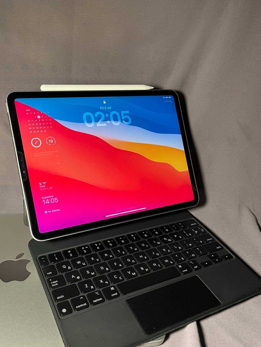iPad Pro 11" M1 | 128GB + Magic Keyboard + Apple Pencil