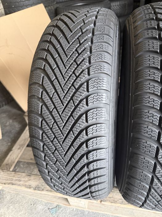 2 anvelope iarna 215/65/16 Pirelli 8.5 mm DOT 2024!