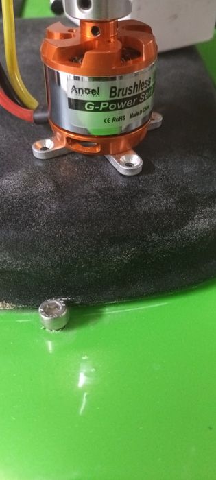 Безчетков мотор 3536/1000kv