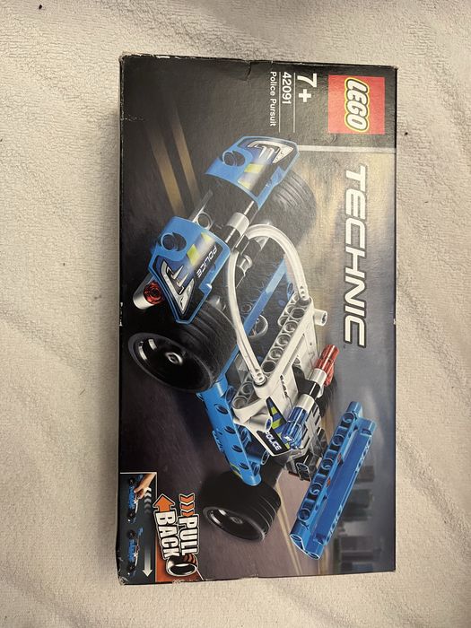 Lego tehnic - masina albastra