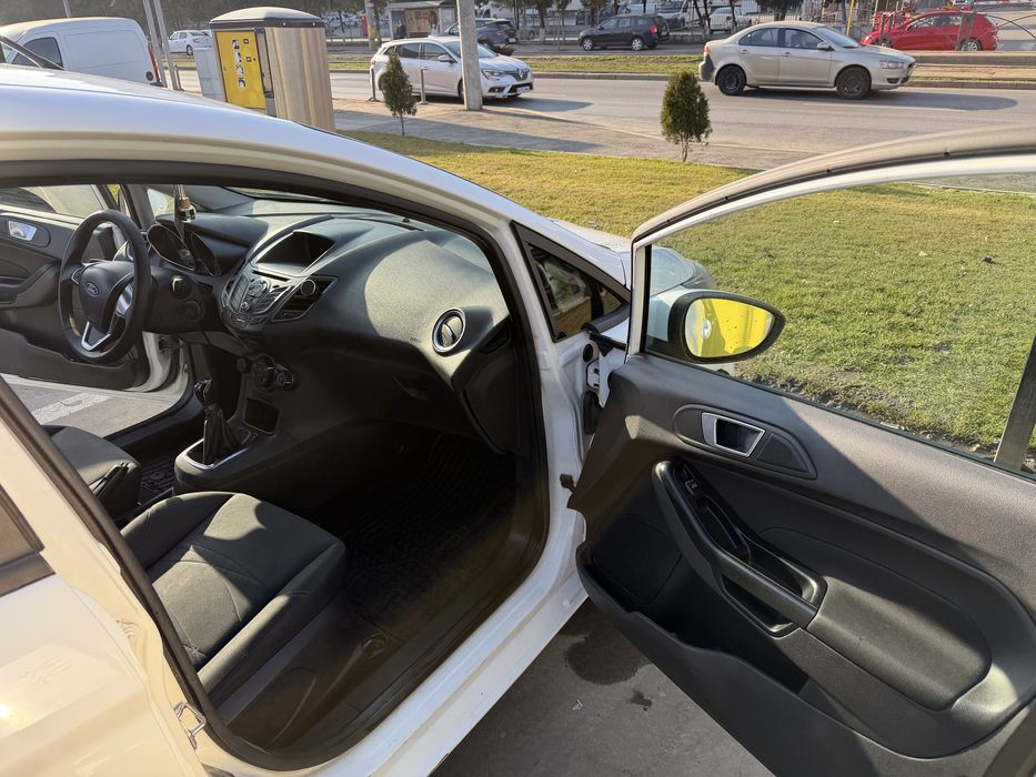 Ford Fiesta 1.5TDCI an. 2016  stare foarte buna,199000km reali
