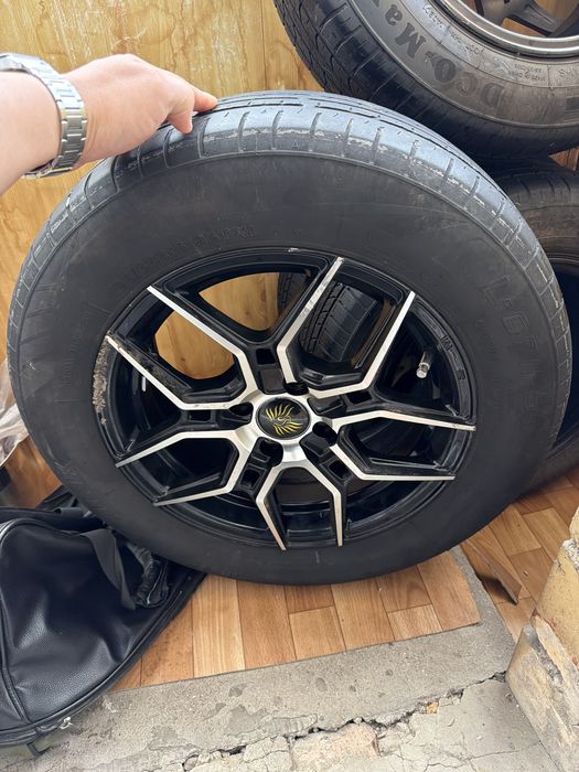 Продам диск с резиной летнее