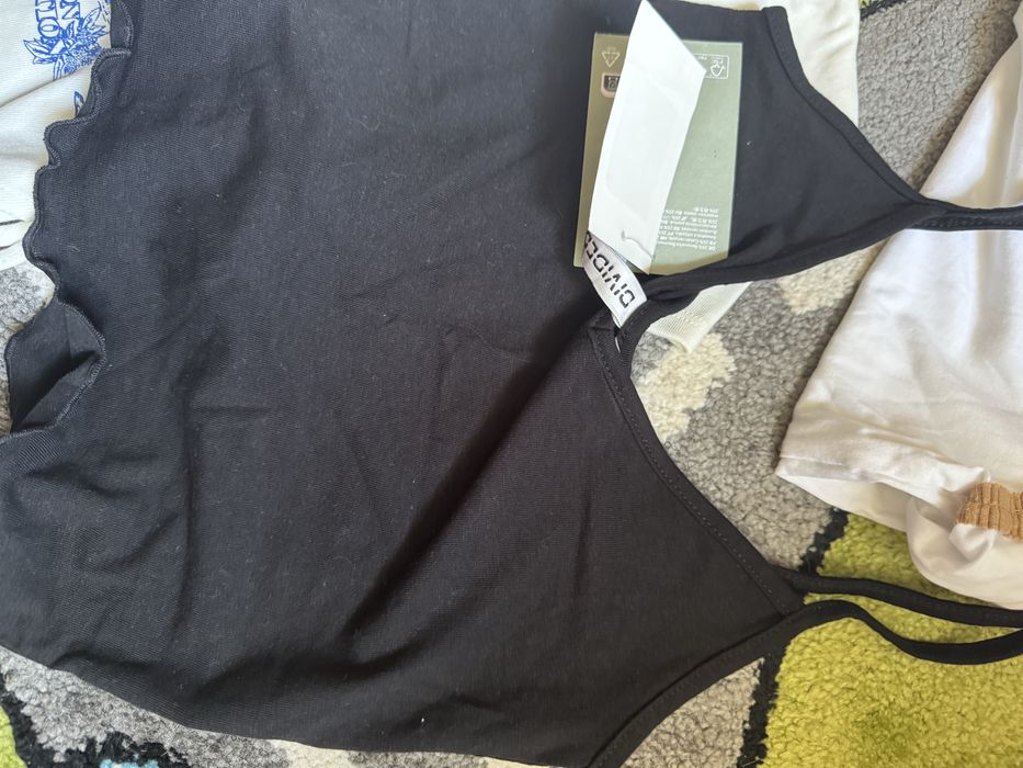 Дрехи за момиче bershka,zara