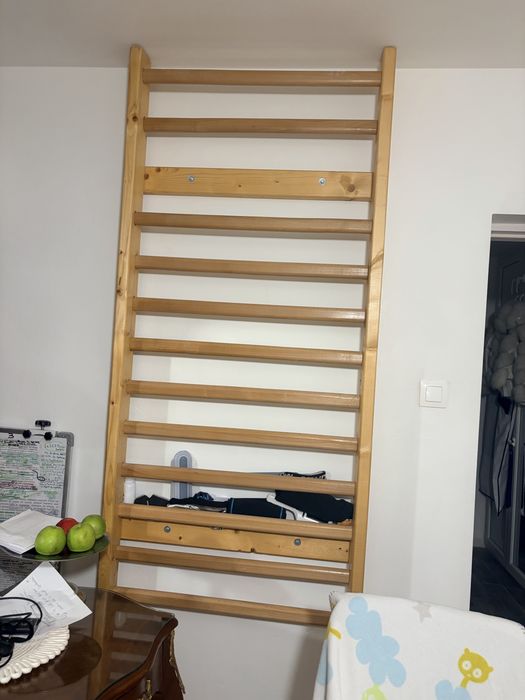 Spalier gimnastica  pentru adulti si copii