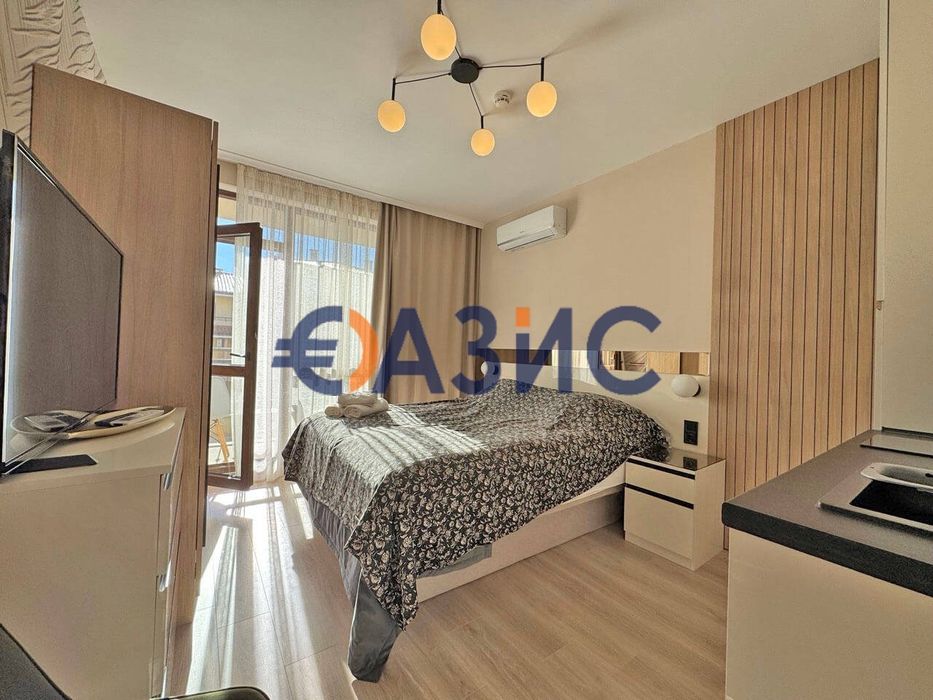 Продава се Едностаен апартамент в Свети Влас - 34 кв.м за 2350 €/кв.м - Снимка #2