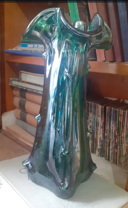 Vaze decorative și carafă de vin