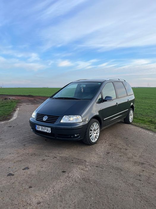 Vând Volkswagen sharan