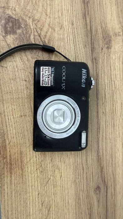 Фотоаппарат Nikon Coolpix l27 мыльница