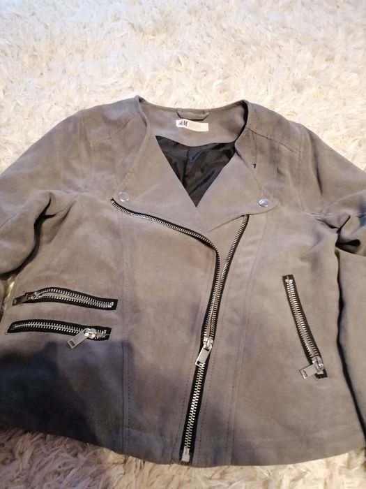 Rochita superba fetita 10-11 ani si gecuta H&m. In stare excelenta.