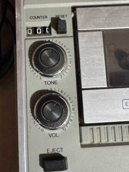 Винтидж касетофон PHILIPS N2234 FULL AUTO STOP