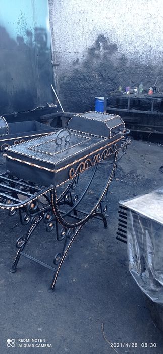 Мангал покрашен огнеупорной краской