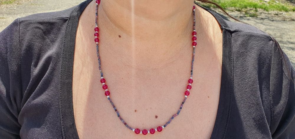 Красиво колие от Сребро,Рубини и Сапфири