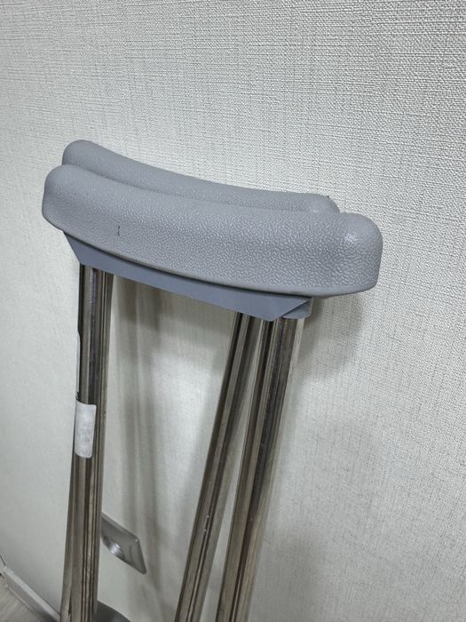 Костыли аренда либо продам