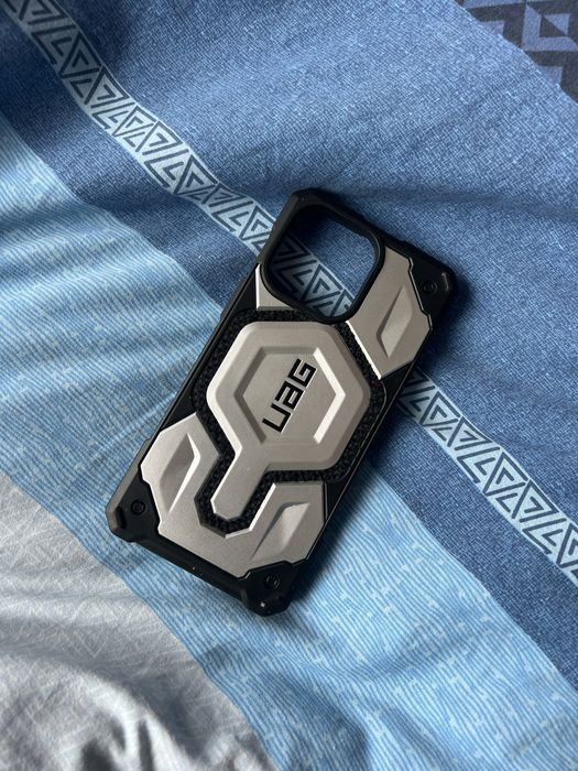 Кейс за Iphone 13,14 и 15 про макс модели и други неща