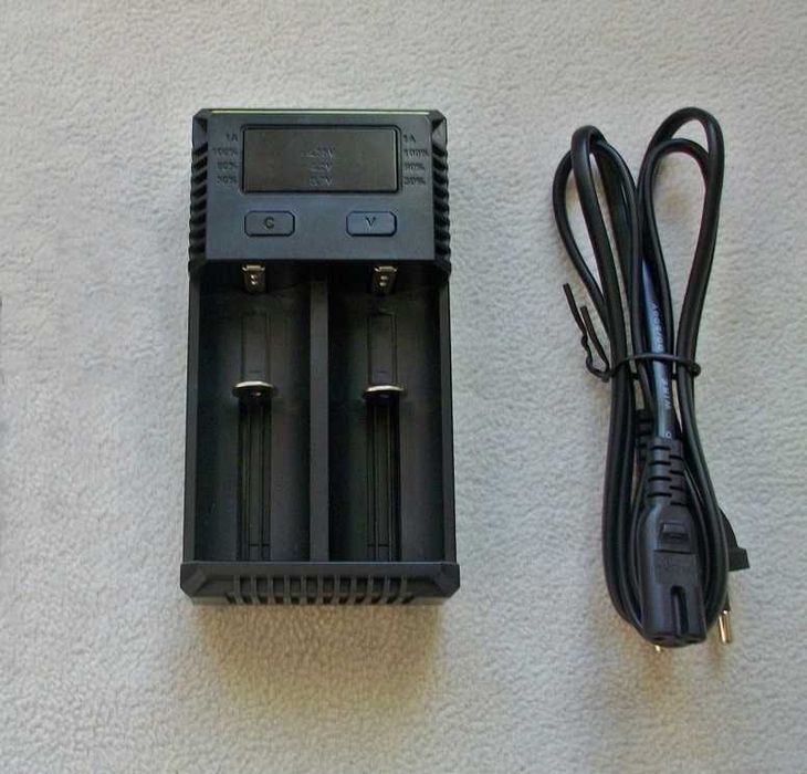 Încărcător inteligent pe două canale - Nitecore