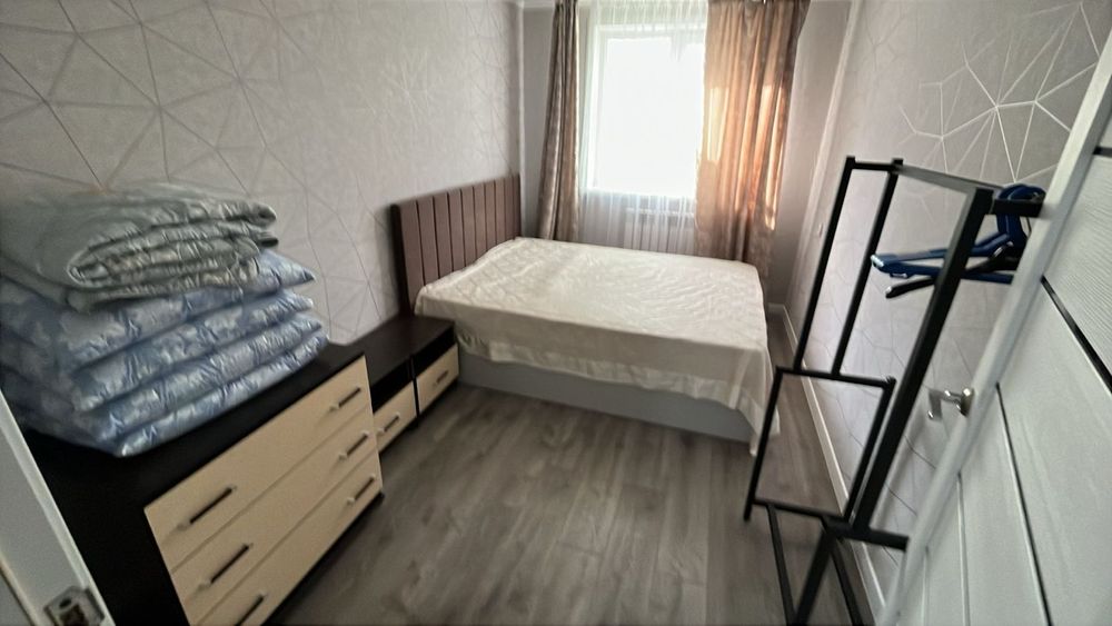 Продам 2к.кв в центре 3/5