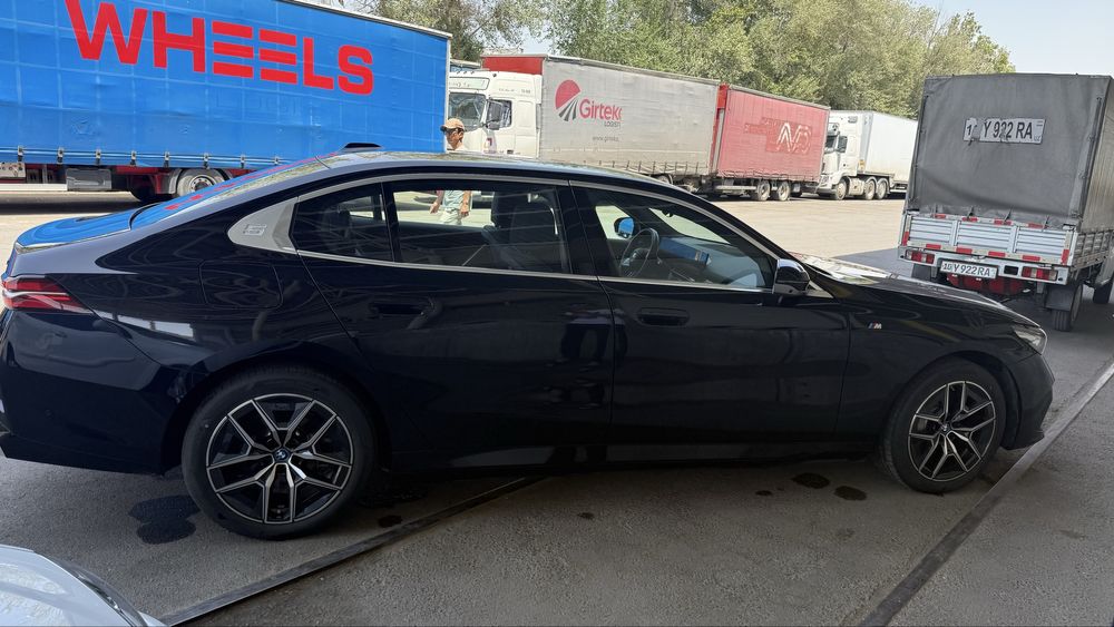 BMW I5 35L 2024 yil