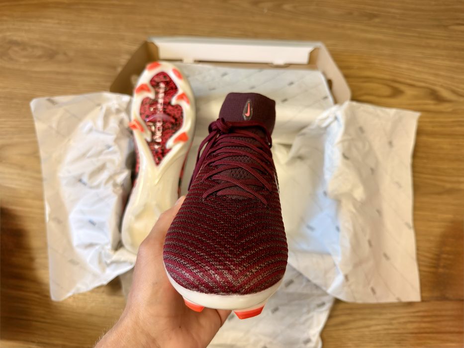 Ghete de fotbal nike mercurial superfly