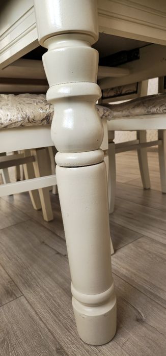 Продается стол 2.4 -3м