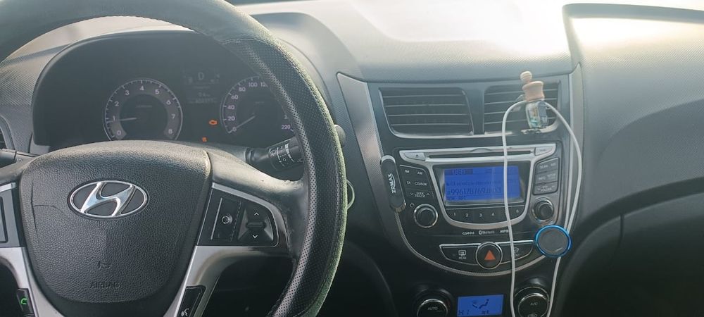 Hyunday Accent сатамын