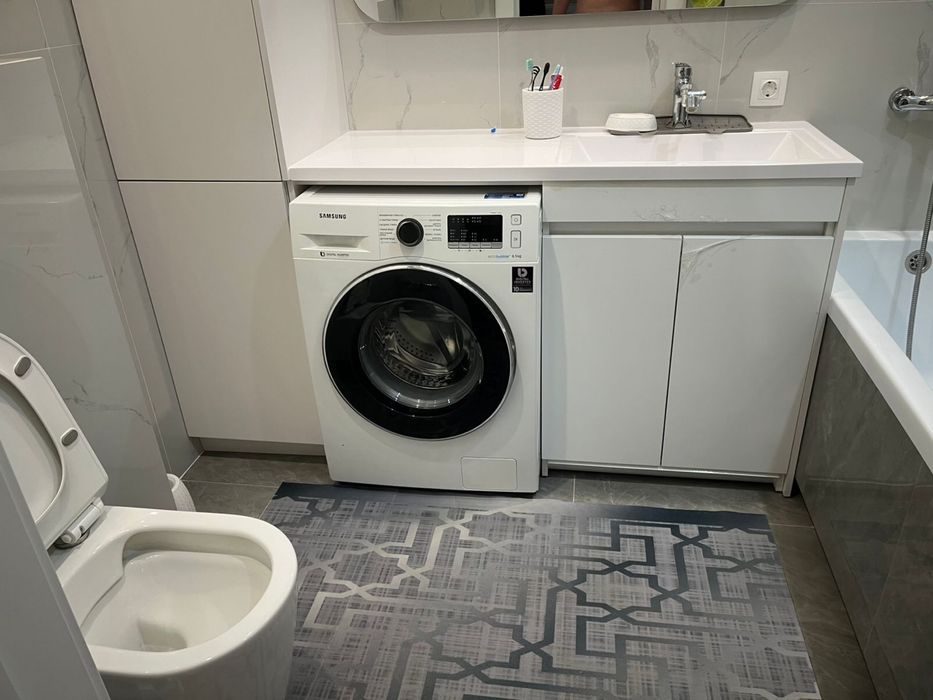 Продам стиральную машину