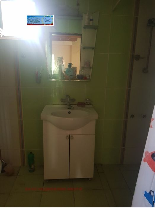 Къща  в с. Видрица 120m²