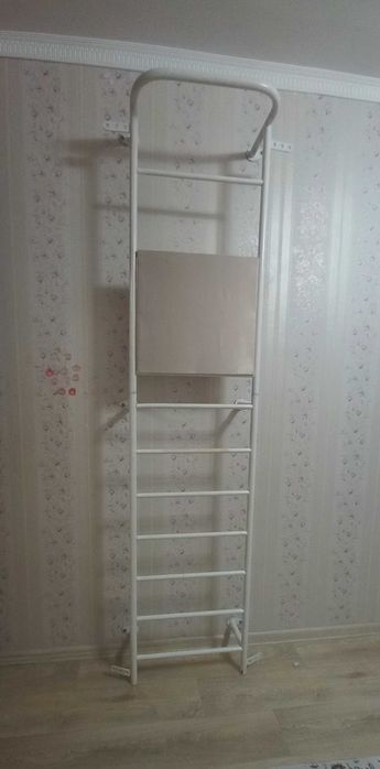 Турник и шведская стенка