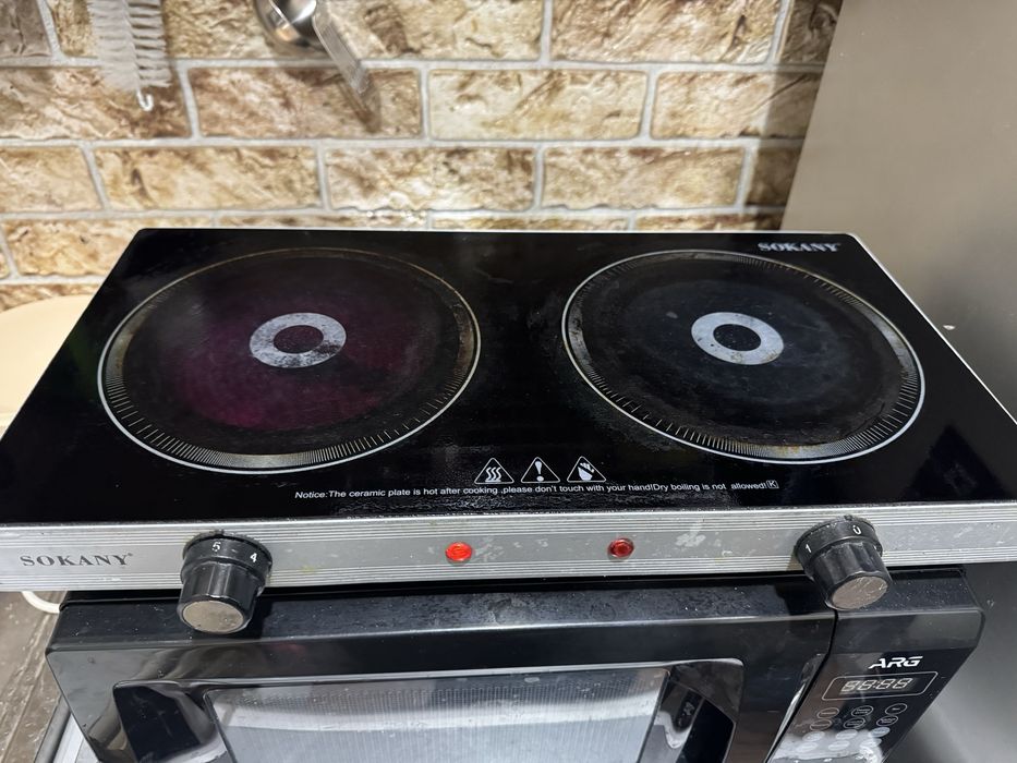 Продам плитку 2 конфорки