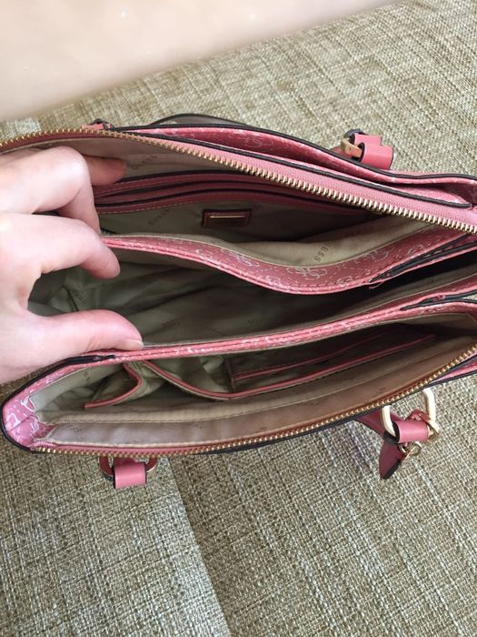Шикарная сумка Guess satchel оригинал