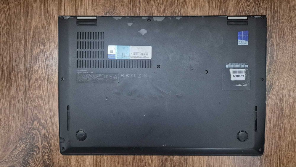 Laptop TouchScreen 14 inch CPU Intel i& / DDR 8GB / 250 SSD