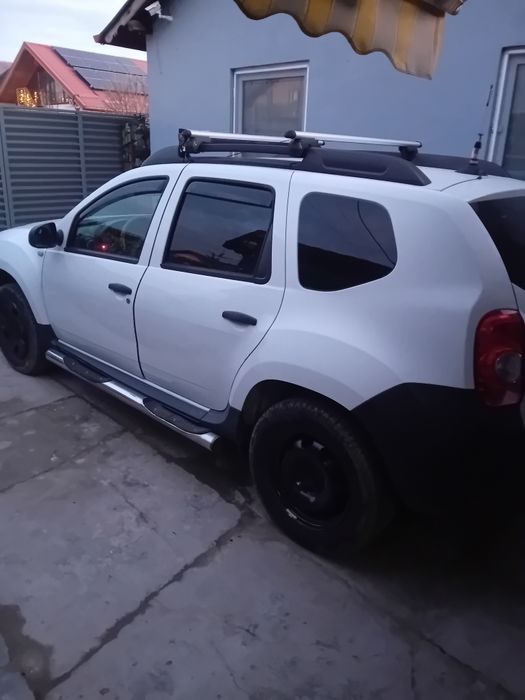 Vănd,schimb Dacia duster